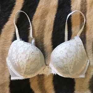 Victoria’s Secret push up bra lace